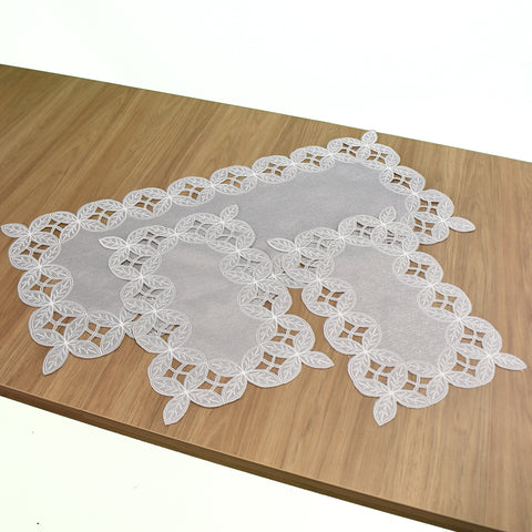 Greyja 3 Piece Tablecloths Set