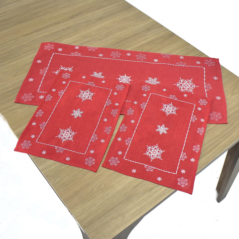 Christmas Snowflakes 3 Piece Tablecloths Set